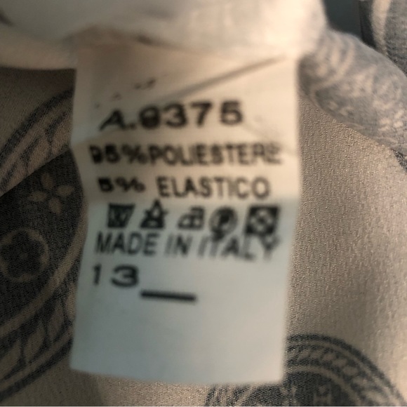 Estee Brown Paris Printed Ladies Blouse. - Picture 6 of 6